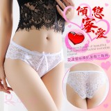 《AIMEI GIAREN》傾戀蜜愛！花漾蕾絲裸肌美臀三角褲﹝白﹞