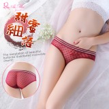 《AIMEI GIAREN》甜蜜細語！薄透方塊圖樣柔紗三角褲﹝酒紅﹞