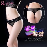 《AIMEI GIAREN》溫柔暗號！前交叉細帶滾邊蕾絲網紗中腰T字褲﹝黑﹞